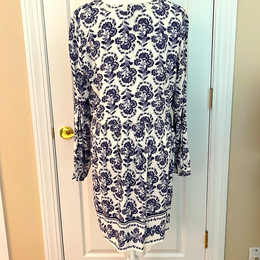 LOFT Floral Print Swing Dress - Picture 4 of 6